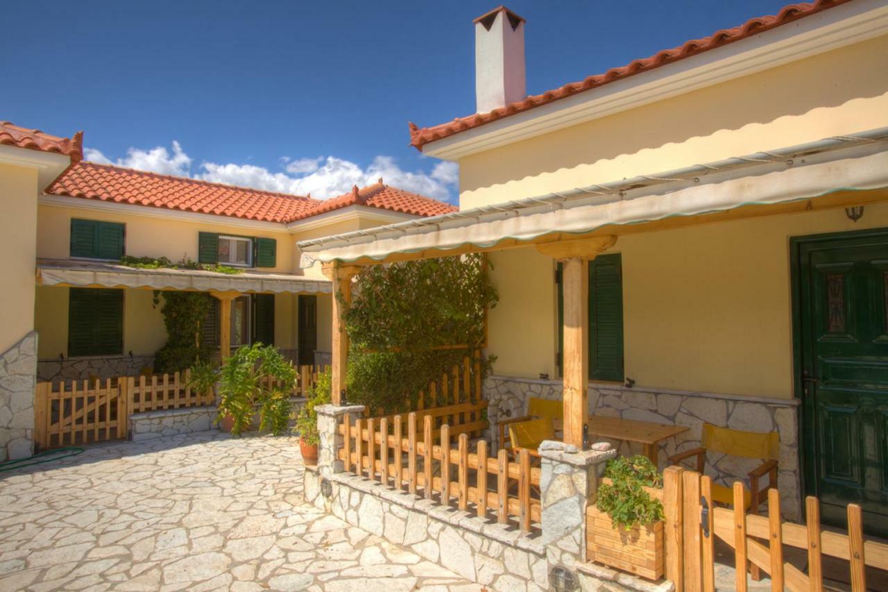 Foufas Houses Parálion Ástros エクステリア 写真